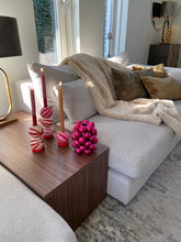 Carica l'immagine nel visualizzatore di Gallery, Christmas balls candlestick large