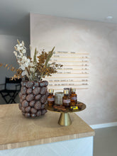 Carica l'immagine nel visualizzatore di Gallery, Pine Cone Vase Large