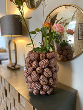 Carica l'immagine nel visualizzatore di Gallery, Pine Cone Vase Large