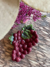 Load image into Gallery viewer, Grape Sign