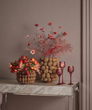 Carica l'immagine nel visualizzatore di Gallery, Pine Cone Vase Large
