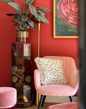 Carica l'immagine nel visualizzatore di Gallery, Throw pillow Leopard