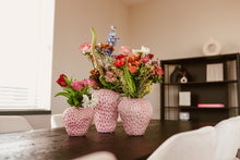 Afbeelding in Gallery-weergave laden, Aardbei Vaas Roze Groot