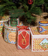 Afbeelding in Gallery-weergave laden, Dolce & Gabbana Panettone Rood