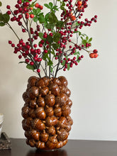 Afbeelding in Gallery-weergave laden, Eikeltjes Vaas Middel
