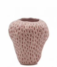 Cargar imagen en el visor de la galería, Strawberry Vase Pink Large
