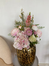Cargar imagen en el visor de la galería, Bouquet de soie pastel

