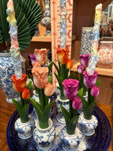 Charger l'image dans la galerie, Chandelier à tulipes orange

