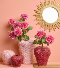 Cargar imagen en el visor de la galería, Strawberry Vase Pink Extra Large

