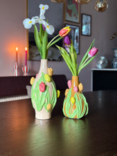 Load image into Gallery viewer, Tulip Vase Pink
