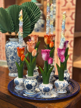 Charger l'image dans la galerie, Chandelier à tulipes orange
