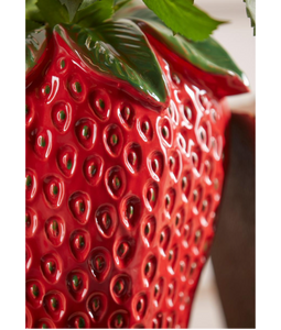 Strawberry Vase Leaf